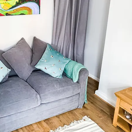 The Knavesmire - Quaint Victorian - Free Parking - Pet Friendly York