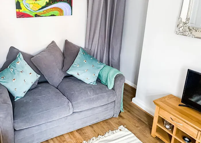 The Knavesmire - Quaint Victorian - Free Parking - Pet Friendly York