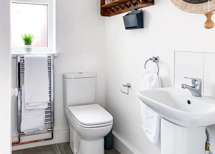 The Knavesmire - Quaint Victorian - Free Parking - Pet Friendly