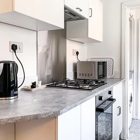 The Knavesmire - Quaint Victorian - Free Parking - Pet Friendly York