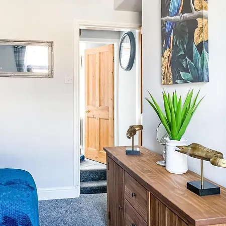 The Knavesmire - Quaint Victorian - Free Parking - Pet Friendly York