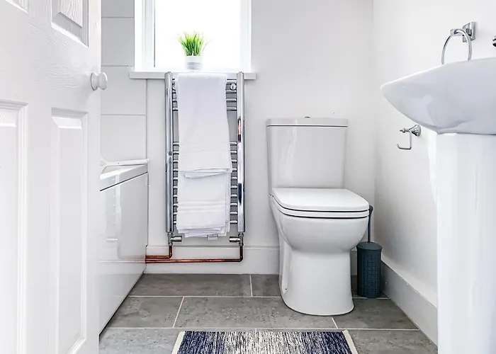 The Knavesmire - Quaint Victorian - Free Parking - Pet Friendly *