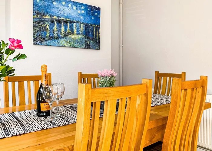 The Knavesmire - Quaint Victorian - Free Parking - Pet Friendly *