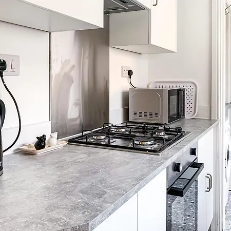 The Knavesmire - Quaint Victorian - Free Parking - Pet Friendly