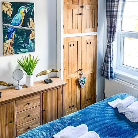 The Knavesmire - Quaint Victorian - Free Parking - Pet Friendly