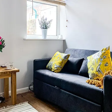 The Knavesmire - Quaint Victorian - Free Parking - Pet Friendly 펜션